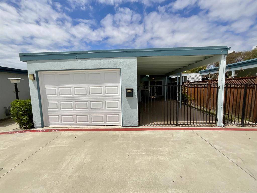 Oceanside, CA 92057,3839 Vista Campana S #6