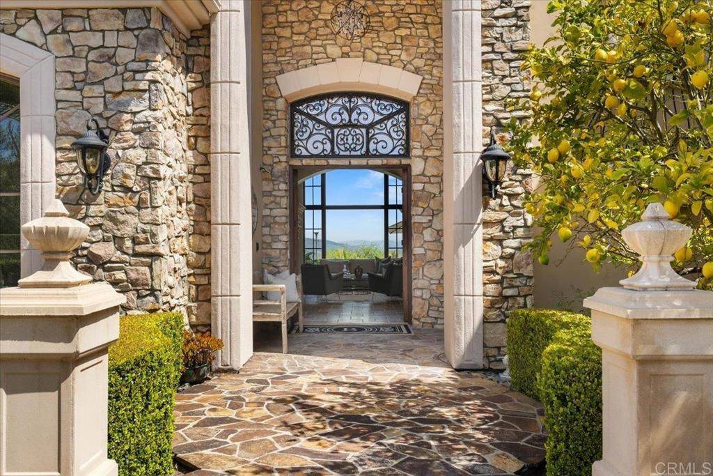 Rancho Santa Fe, CA 92067,18320 VIA AMBIENTE