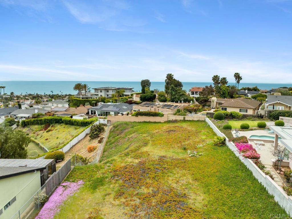 La Jolla, CA 92037,5452 Moonlight LN