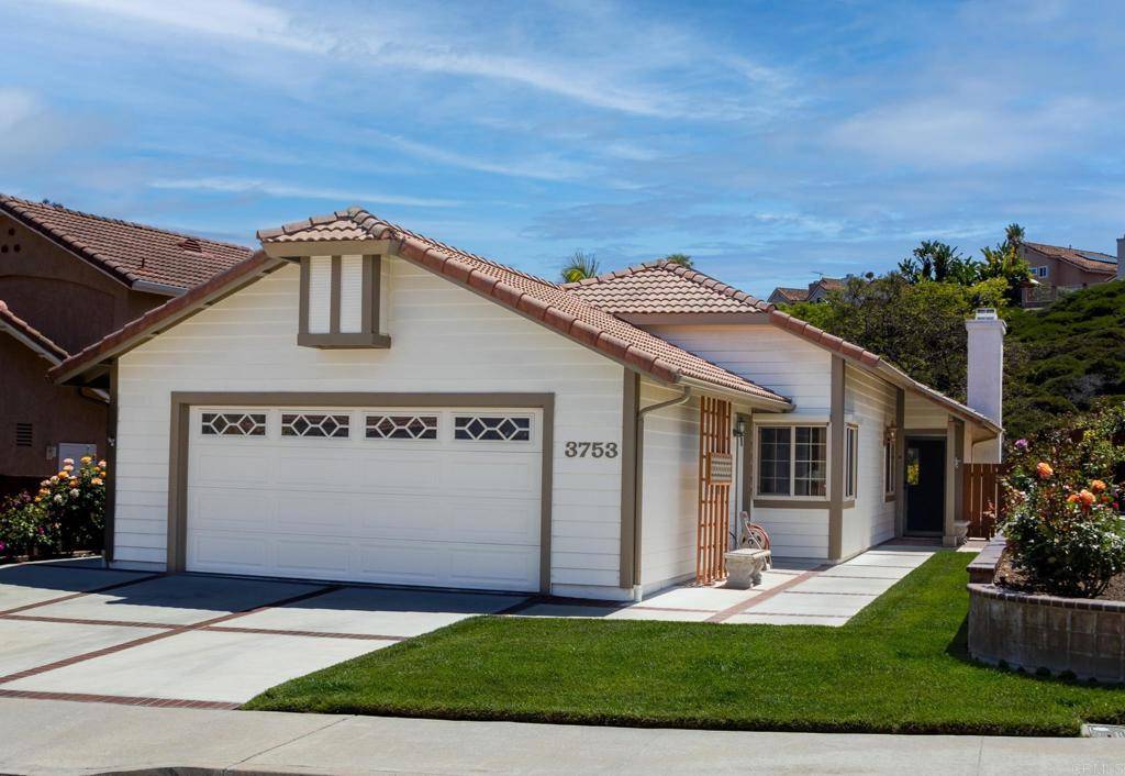 Oceanside, CA 92056,3753 Via Baldona
