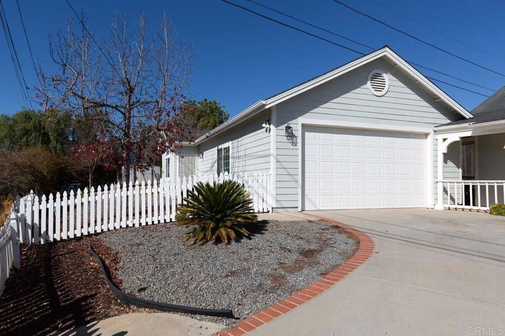 El Cajon, CA 92021,229 Holly RD