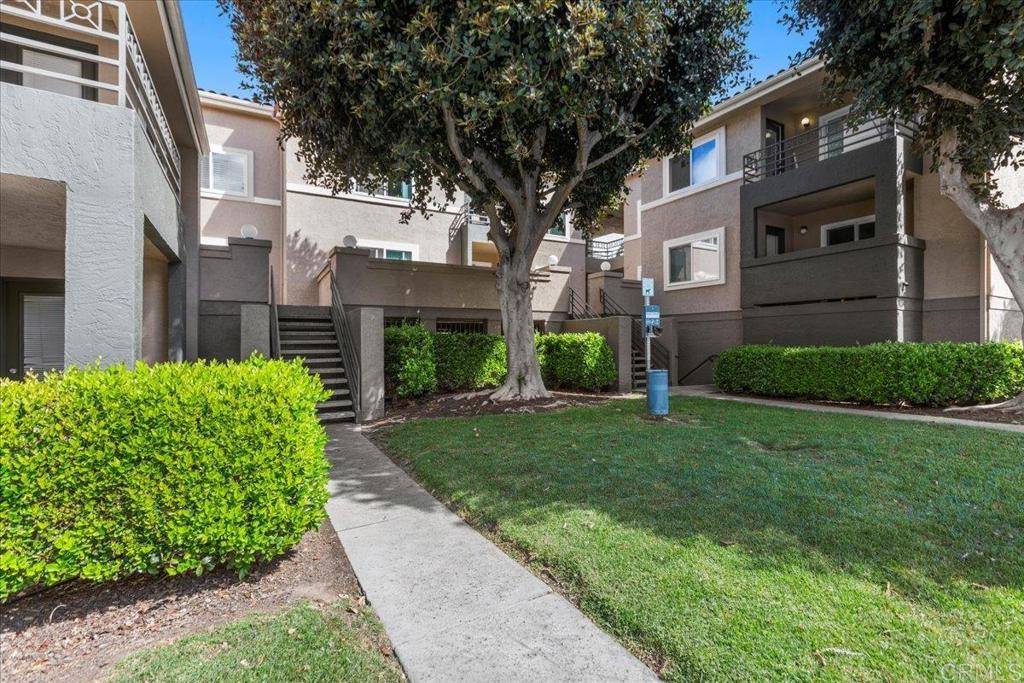 San Diego, CA 92122,7425 Charmant DR #2605