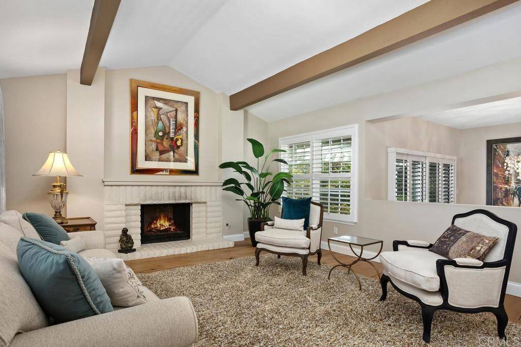 Escondido, CA 92029,461 Avenida Adobe
