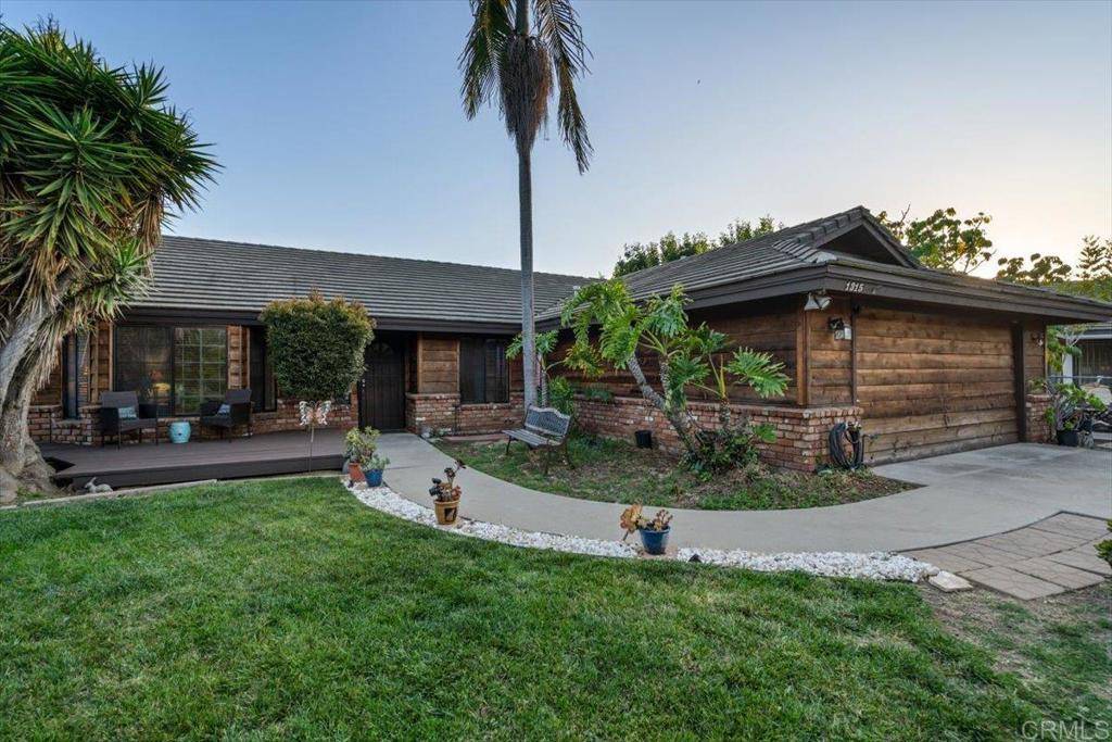 Vista, CA 92084,1315 Hermana CT