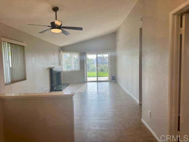 Carlsbad, CA 92011,6991 Sandcastle Dr