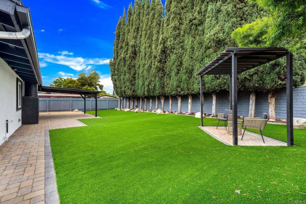 Poway, CA 92064,13824 Powers RD