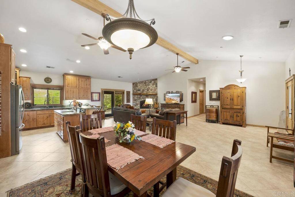 Ramona, CA 92065,884 Rykers Ridge RD