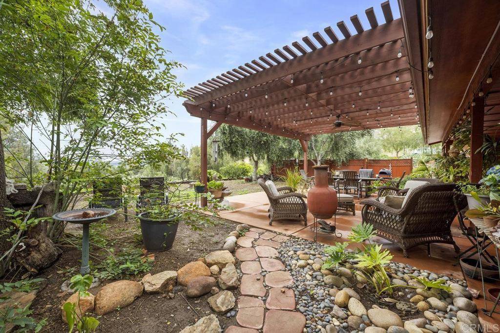 Ramona, CA 92065,884 Rykers Ridge RD