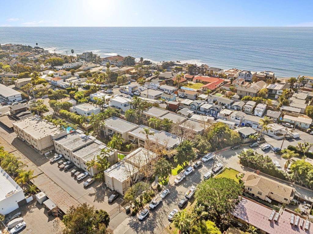Encinitas, CA 92024,147 W Glaucus ST #D