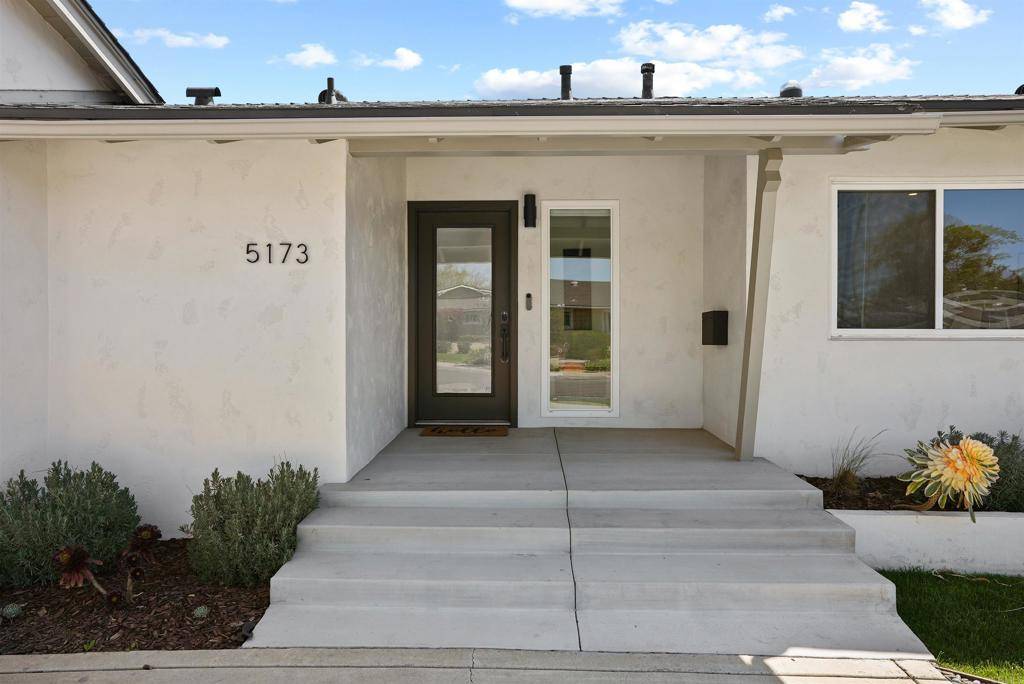 San Diego, CA 92115,5173 Walsh WAY