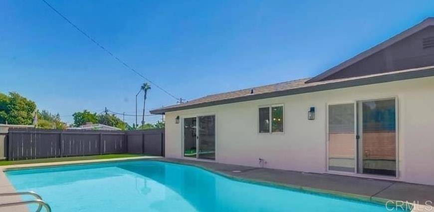 San Diego, CA 92119,8394 Blue Lake DR