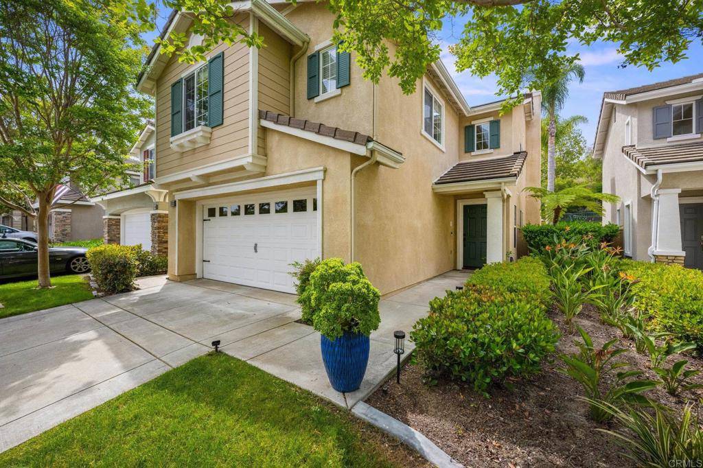 Vista, CA 92081,1752 Cottonwood DR