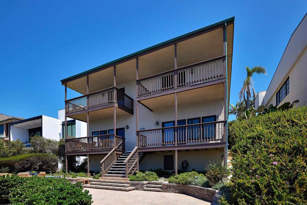 Encinitas, CA 92024,1310 Neptune AVE