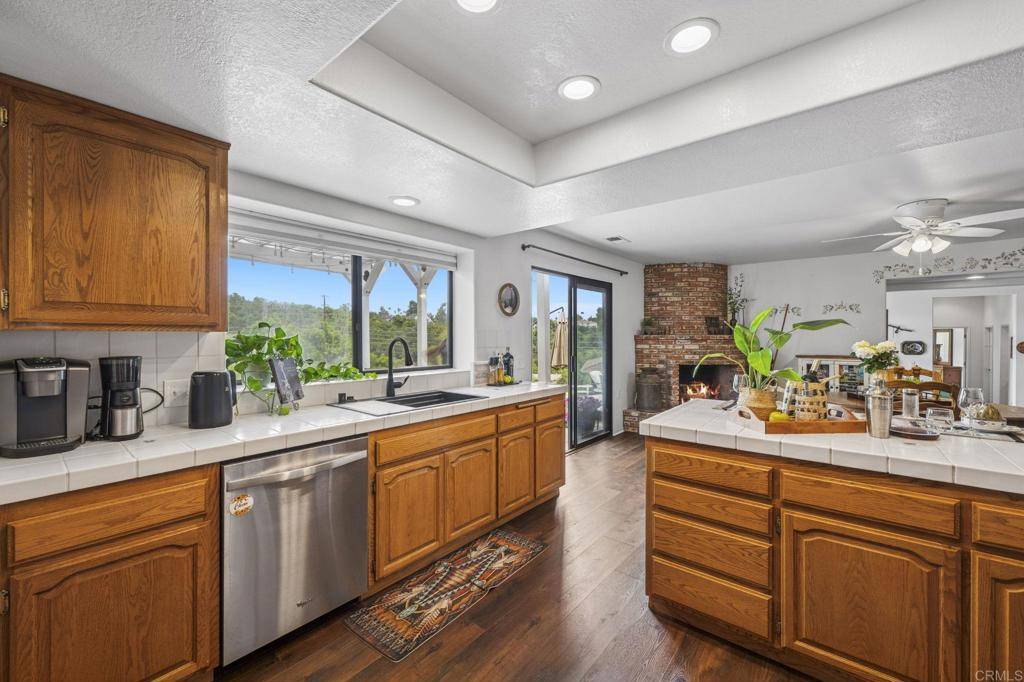 Fallbrook, CA 92028,3048 Jason RD