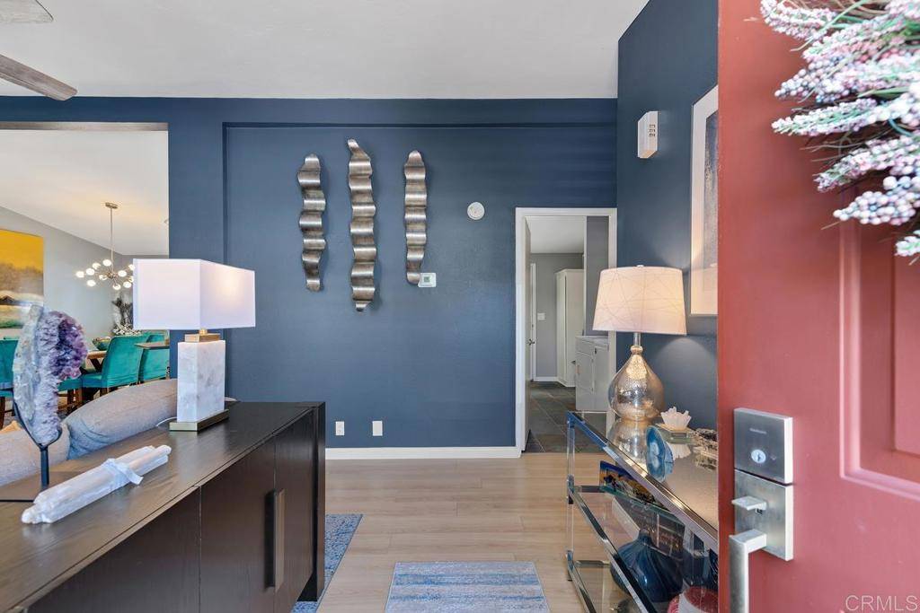 Escondido, CA 92026,8975 Lawrence Welk Rd #23