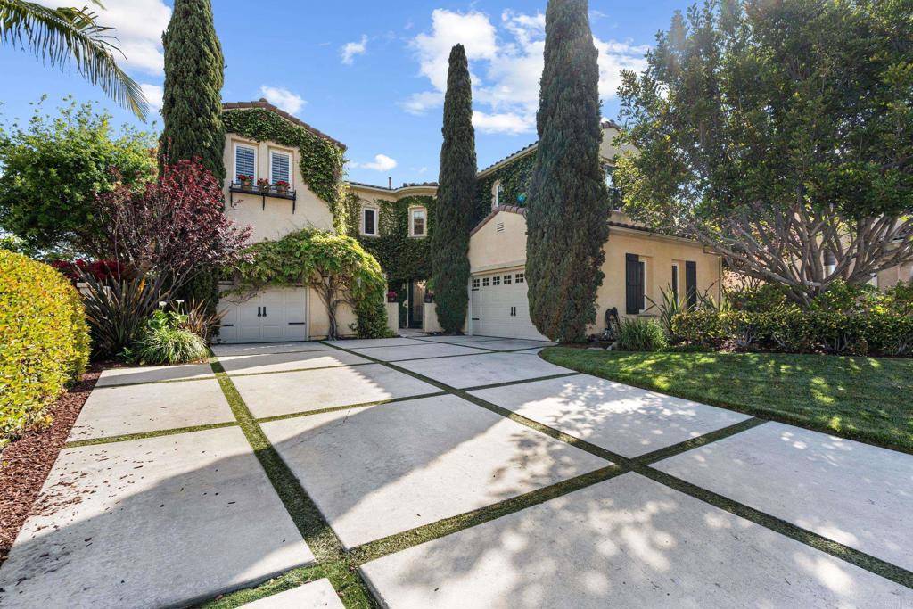 San Marcos, CA 92078,1263 White Sands DR