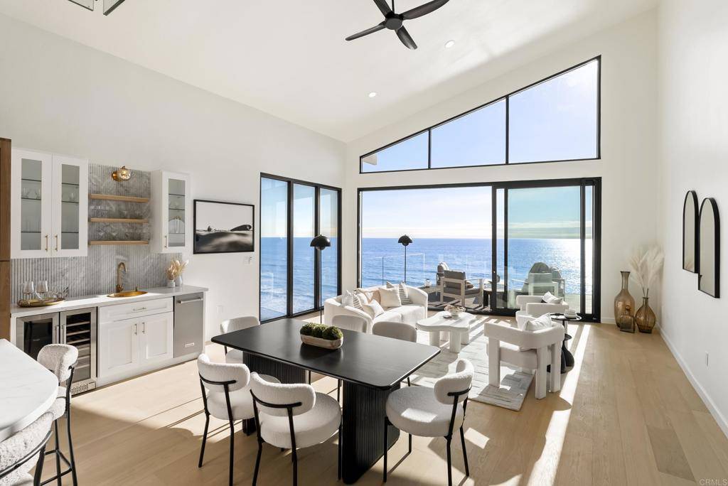 Encinitas, CA 92024,1006 Neptune