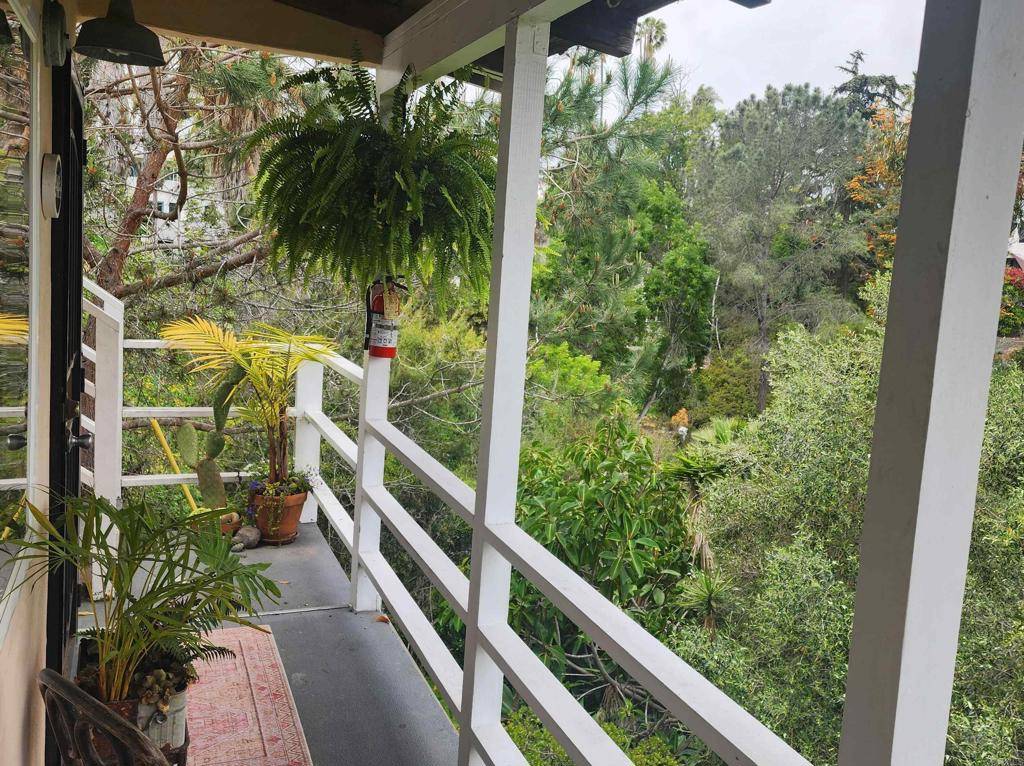 Mission Hills (san Diego), CA 92103,938  1/2 W Lewis Street