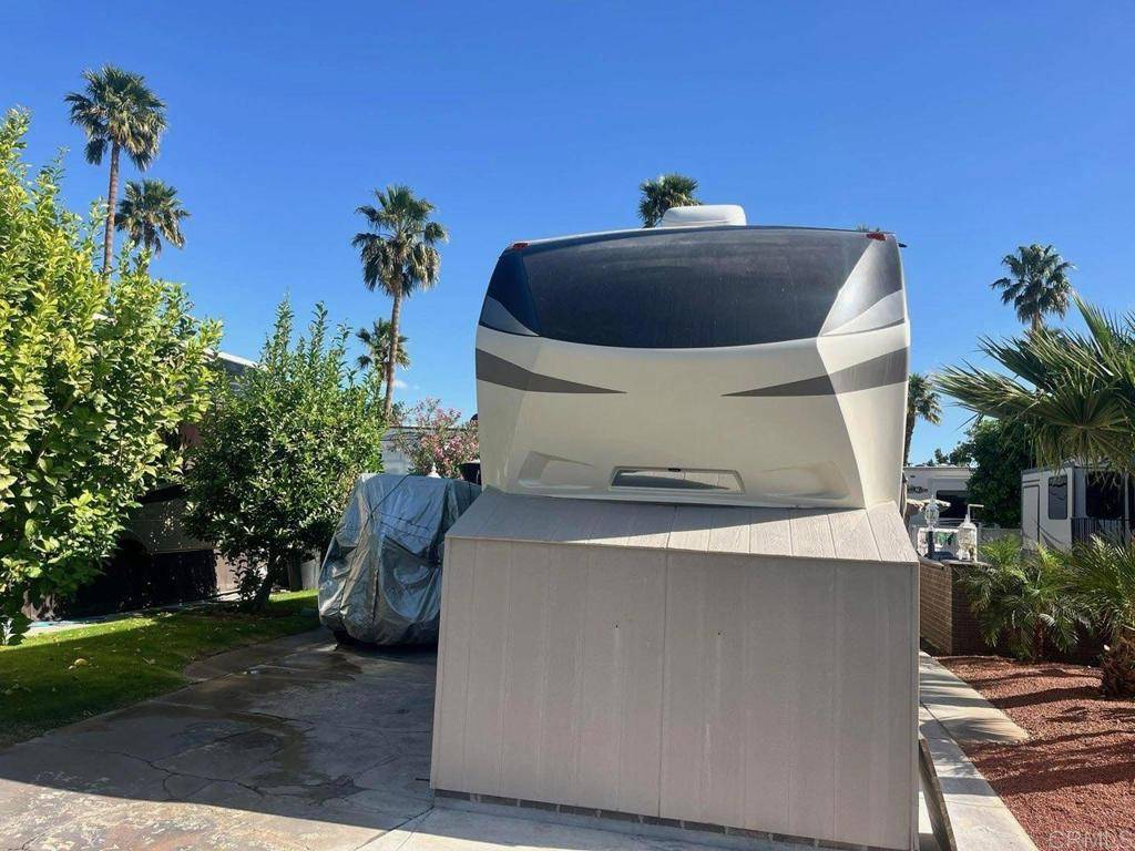Cathedral City, CA 92234,69411 Ramon Rd #472
