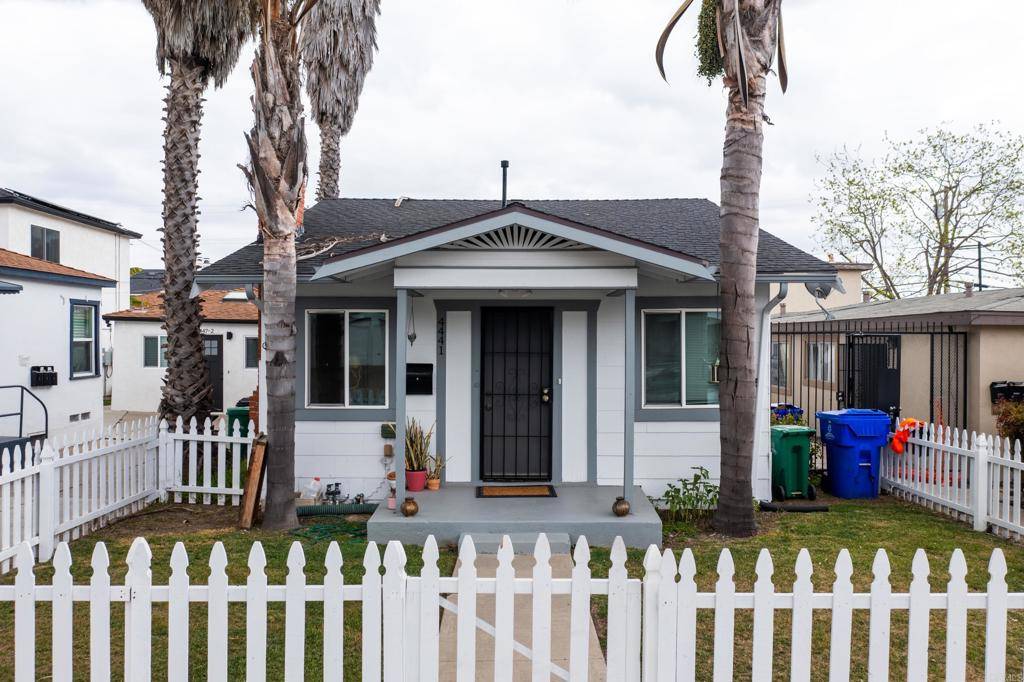 San Diego, CA 92116,4441 Cherokee AVE