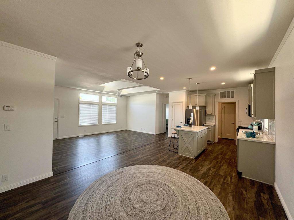 Oceanside, CA 92057,4660 N River Rd #64