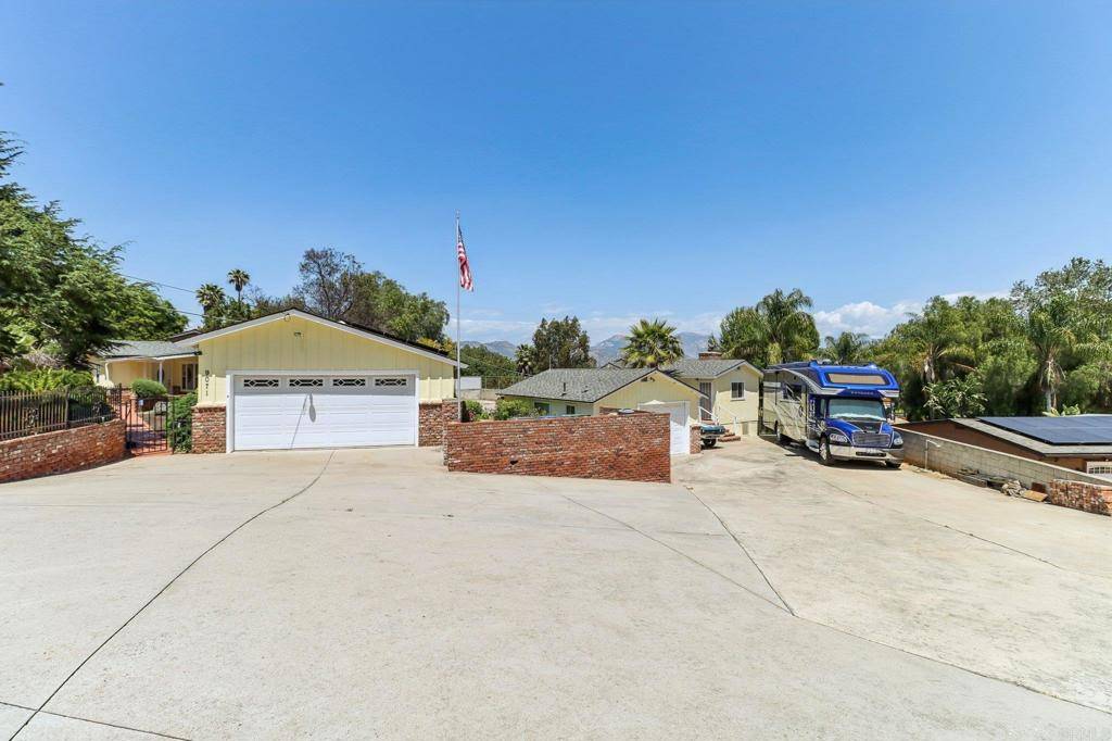 Lakeside, CA 92040,9071 Paradise Park Dr
