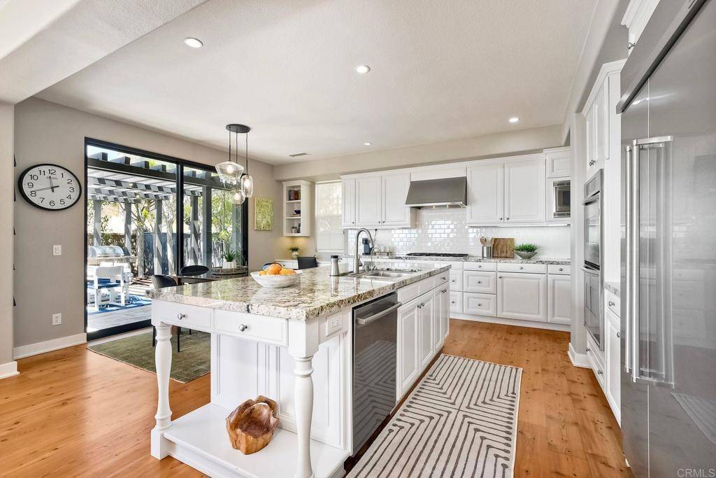 Carlsbad, CA 92009,3551 Sitio Damasco