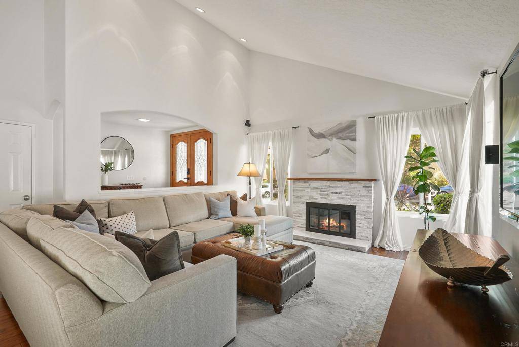 San Diego, CA 92130,12361 Del Mar Oaks