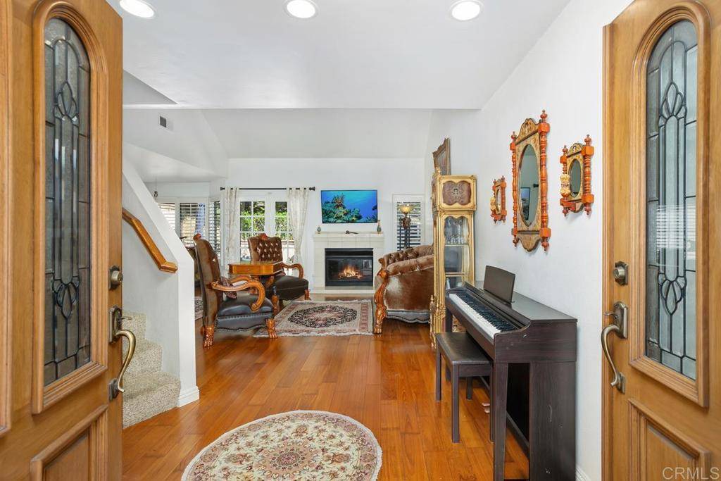 Escondido, CA 92026,312 Mahogany Gln