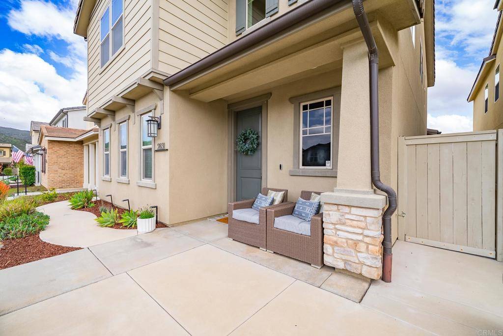 Escondido, CA 92029,2831 Fishers PL