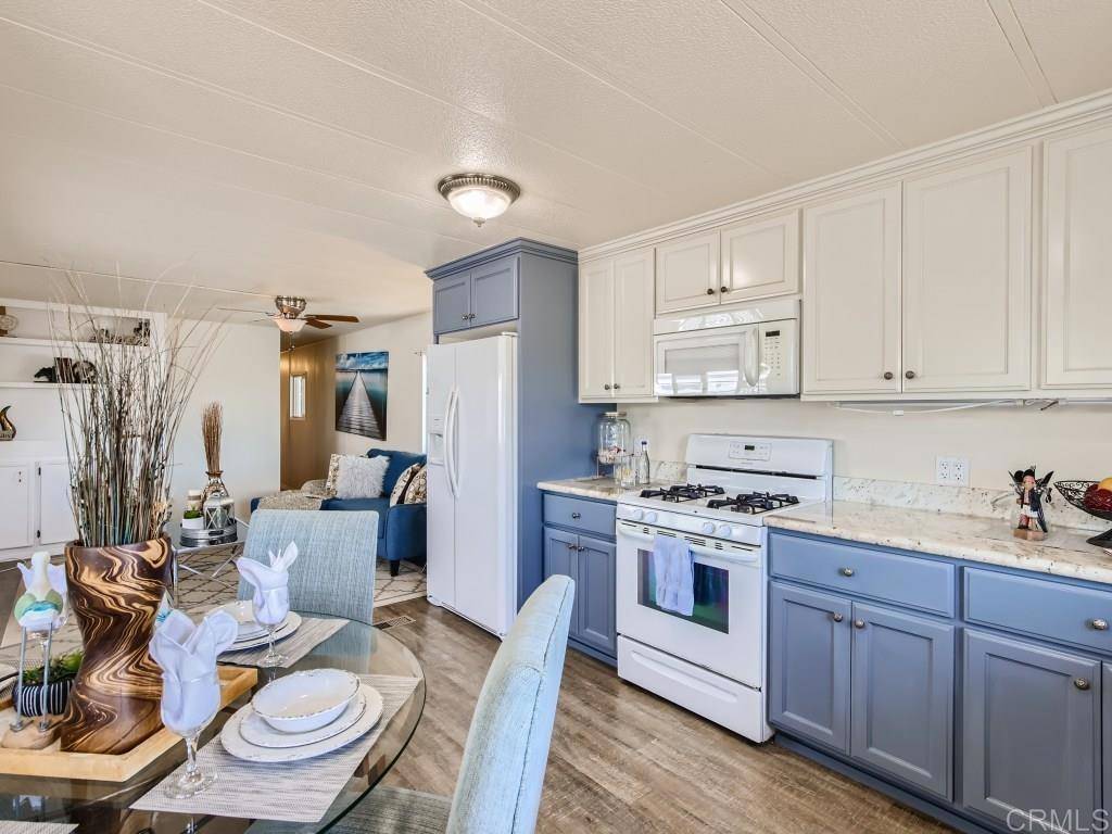 Carlsbad, CA 92011,6550 Ponto DR #SPC 39