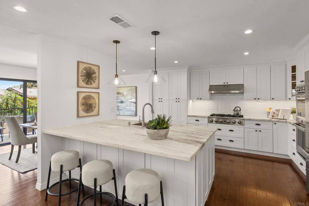 La Jolla, CA 92037,6515 Caminito Sinnecock