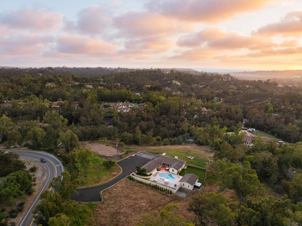 Rancho Santa Fe, CA 92067,5306 Linea Del Cielo