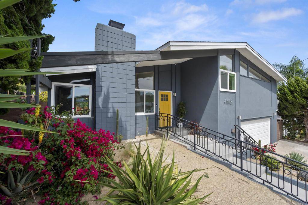 San Diego, CA 92110,4862 Viane WAY