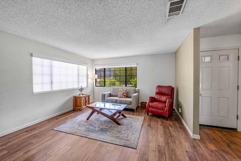 La Quinta, CA 92253,54275 Avenida Martinez