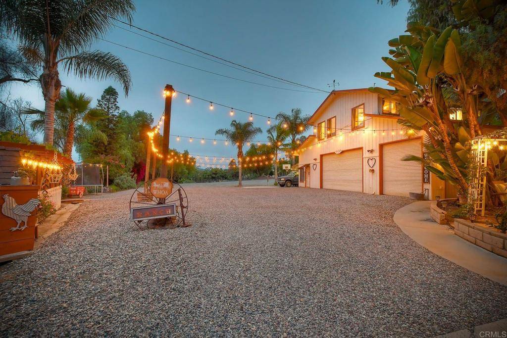 Vista, CA 92084,3369 E Vista WAY