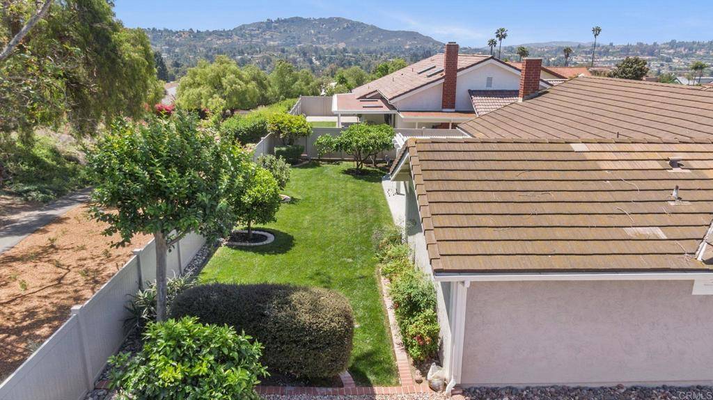 Poway, CA 92064,17125 Pomard Ct