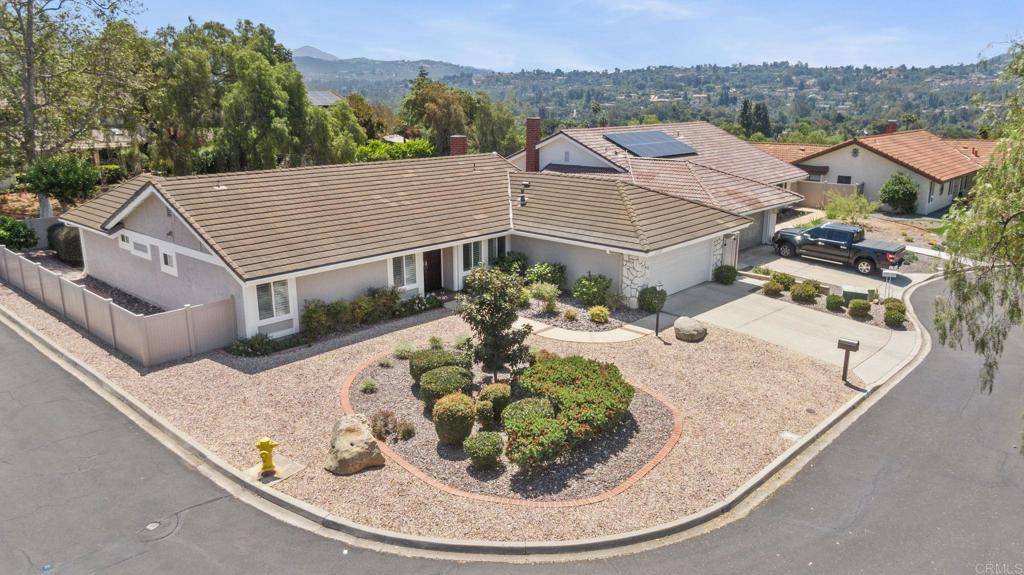 Poway, CA 92064,17125 Pomard Ct