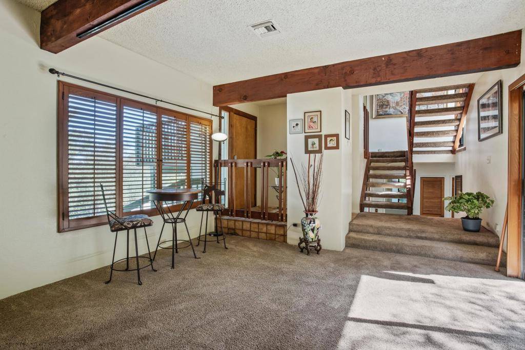 Escondido, CA 92026,28330 Meadow Glen Way West