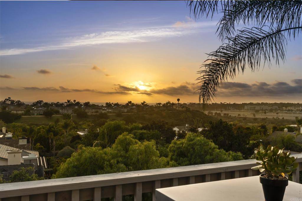 Carlsbad, CA 92011,6407 Calmeria PL