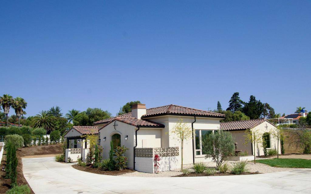 Fallbrook, CA 92028,239 Futurity Lane