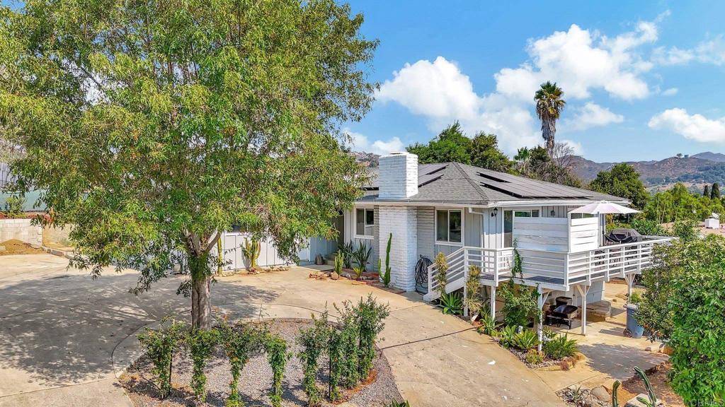 Escondido, CA 92027,1055 Via Lomita