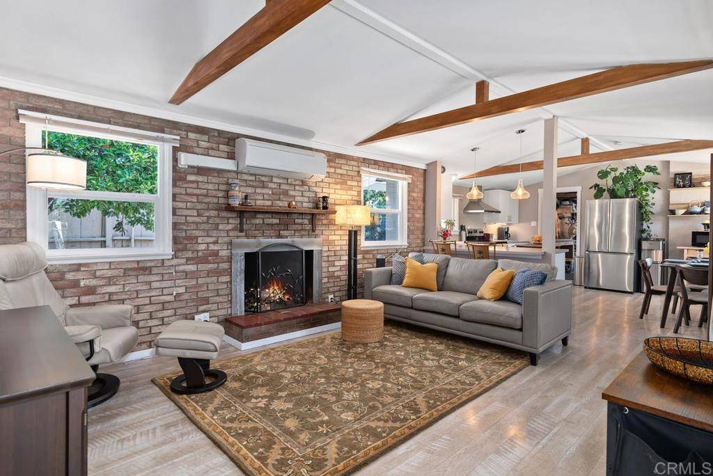 Vista, CA 92084,412 Osborne St.