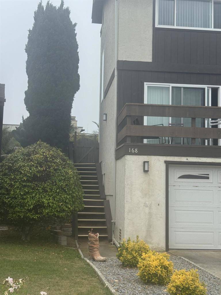 Encinitas, CA 92024,166 168 COOP COURT
