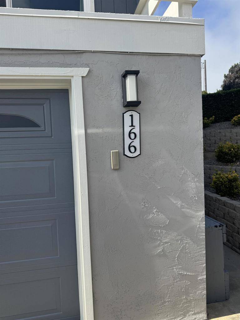 Encinitas, CA 92024,166 168 COOP COURT