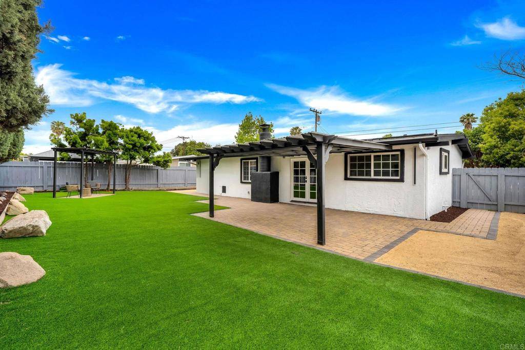 13824 Powers RD Poway, CA 92064