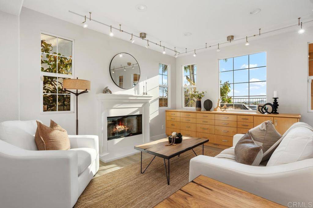 Carlsbad, CA 92009,2386 Lapis RD