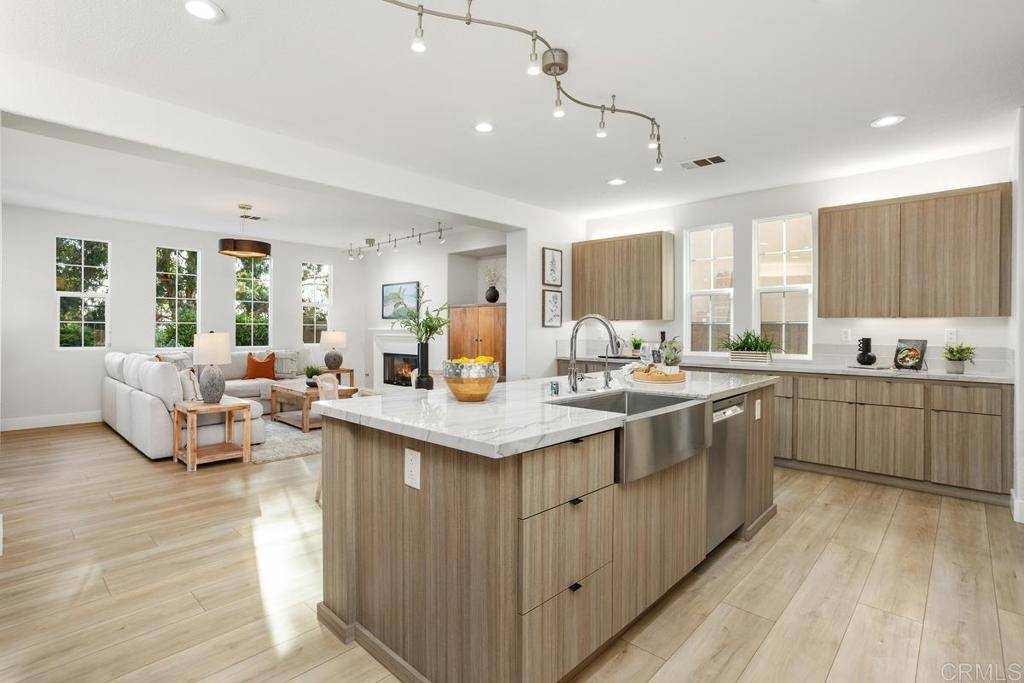 Carlsbad, CA 92009,2386 Lapis RD