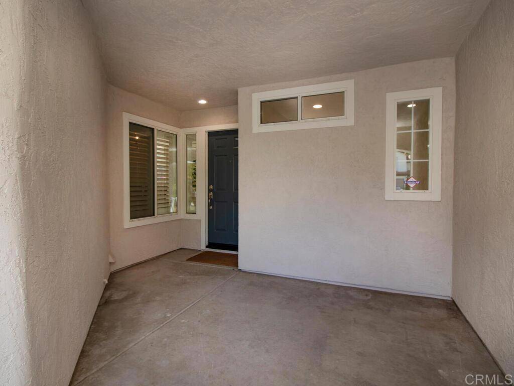 Oceanside, CA 92056,1219 Sunglow DR