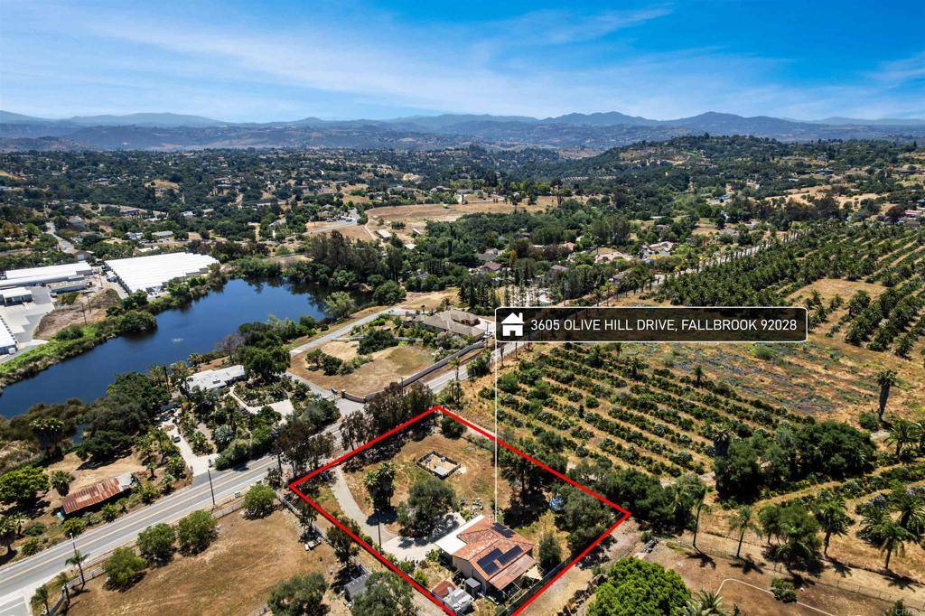 Fallbrook, CA 92028,3605 Olive Hill RD